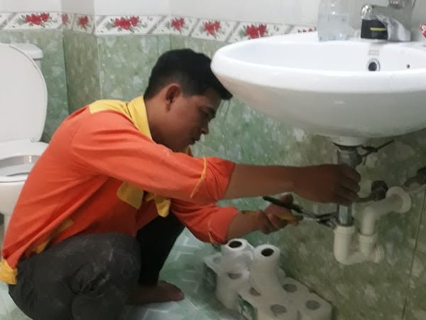thợ sửa chữa ống nước Hưng Thịnh